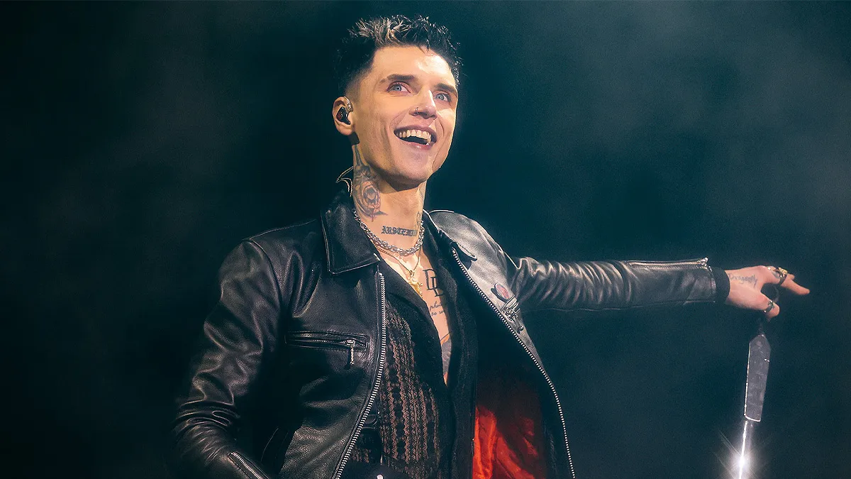 Andy Biersack broni albumu Mötley Crüe: „To obiektywnie świetna płyta”